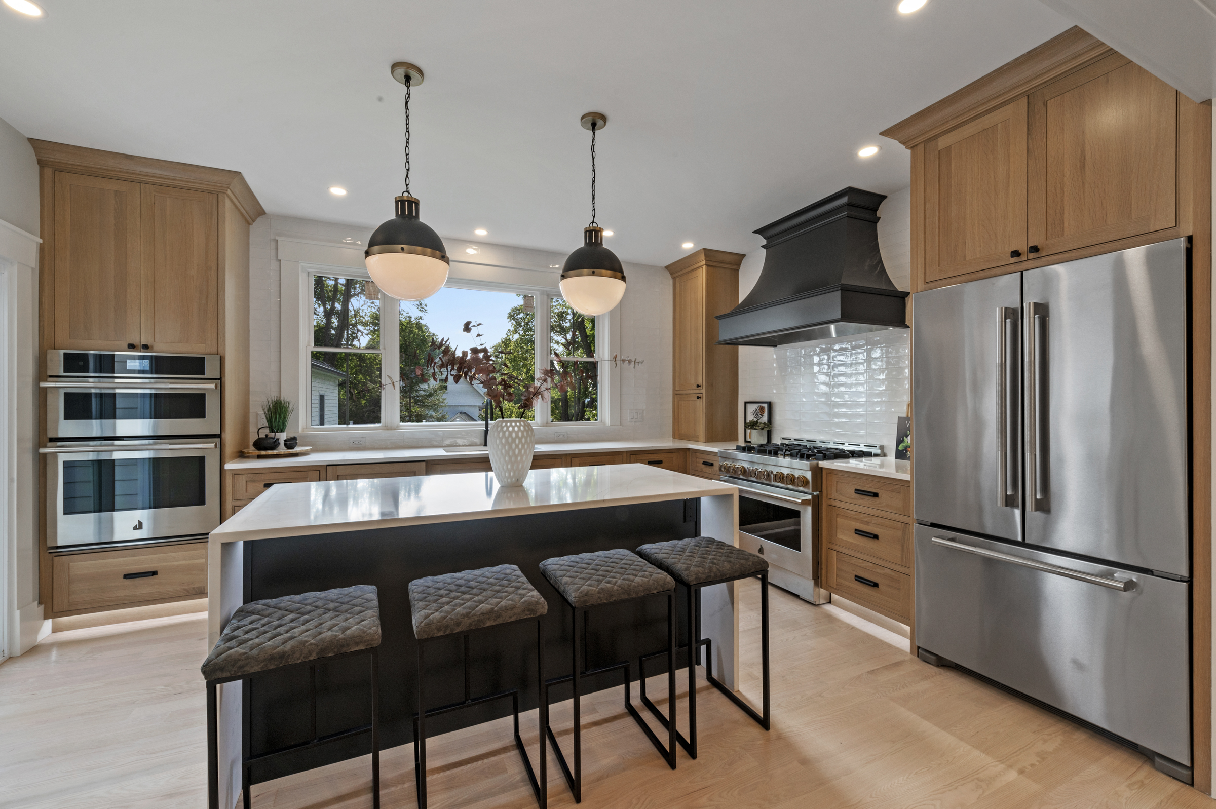 15Lucille_Kitchen013