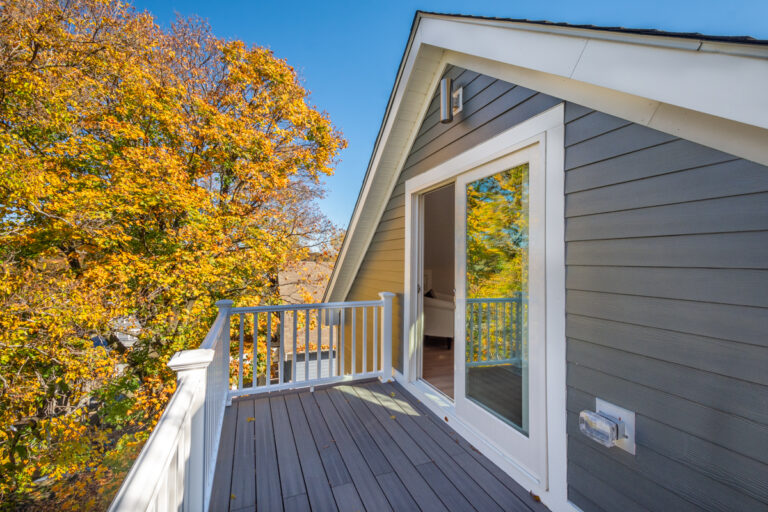 25Highland_Unit2Exterior-PrivateDeck